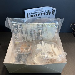 New AMT 1925 Ford Model T Chopped T Retro Deluxe 1:25 AMT1167/12 Inside Unopened