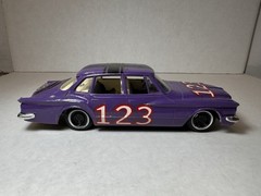 AMT 1960 Valiant 4 Door 1/25 Model Kit Original #9060 139 & Box BUILT RARE