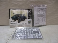 Master Box WW2 German Motorcycle Model Kit