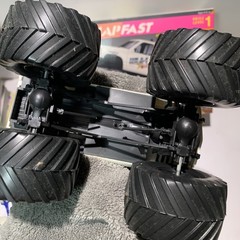 AMT ERTL Snap Fast Beginner Model Monster Truck Partially Assembled Complete Kit