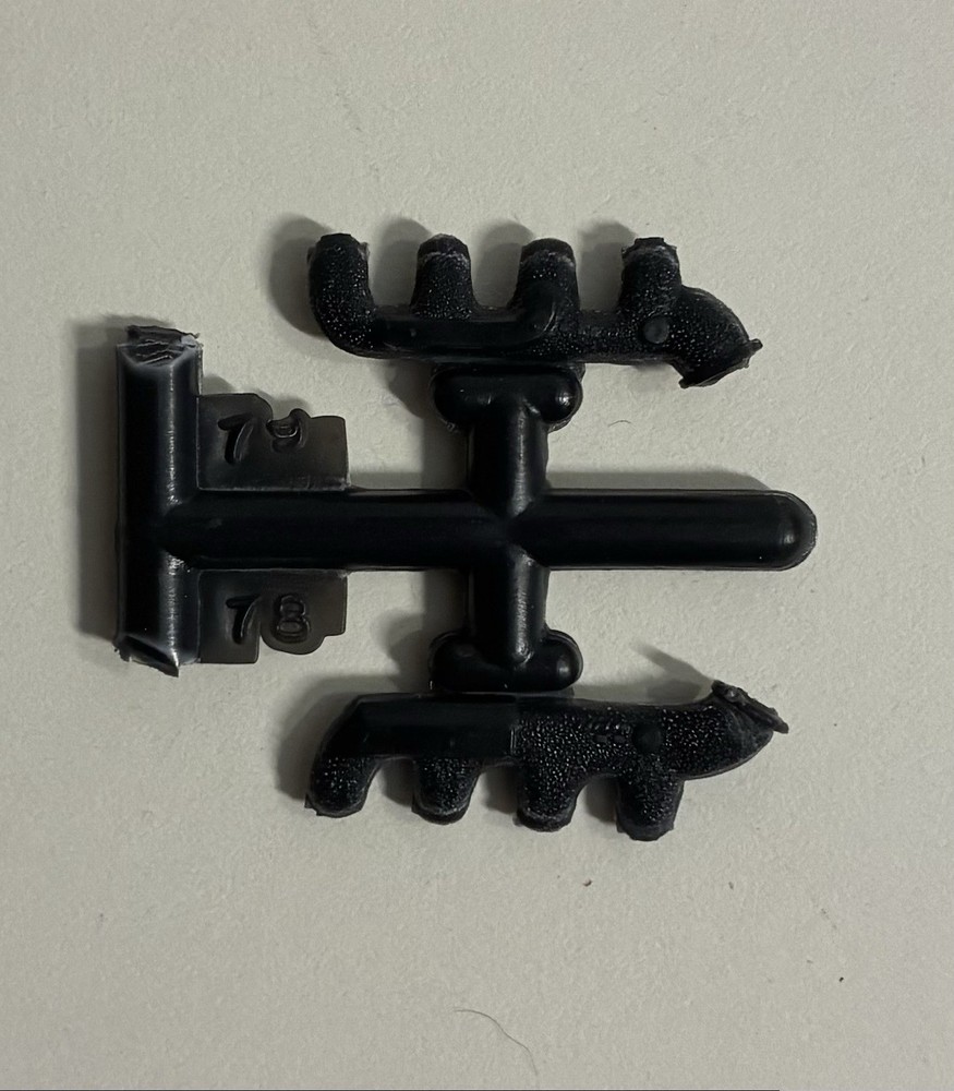 Chevy C1500 454SS 454 Engine parts 186 1661 AMT 1/25 Model Car Parts