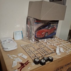Revell Monogram Dodge Viper RT/10 1:25 Scale Model Car Kit Partially Together