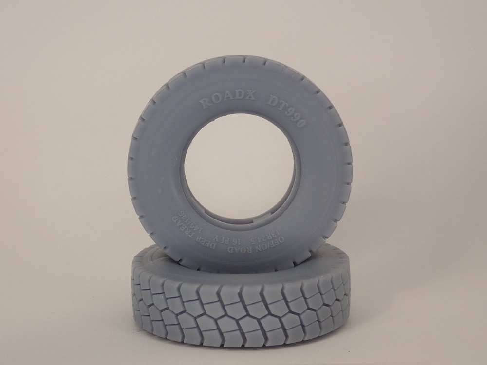 1 /25 Scale Big Rig Semi Truck 24.5″ RoadX DT990 Heavy Hauler Tires