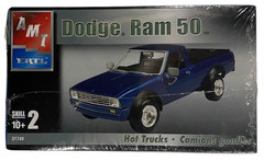 AMT/Ertl Hot Trucks Dodge Ram 50 1:25 Model Truck Kit NEW SEALED 2002 Release