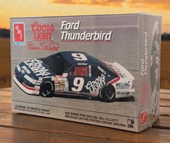 AMT Ford Thunderbird #9 Coors Light Bill Elliott 1/25 Kit # 6740 Factory Sealed