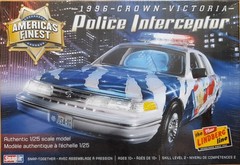 Lindberg HL130 1/25 Scale Snap 1996 Crown Victoria Police Interceptor Model Kit
