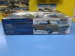 AMT/ ROUND 2 1965 MUSTANG 1/16 SCALE -50 YEARS OF MUSTANGS “NO INSTRUCTIONS”