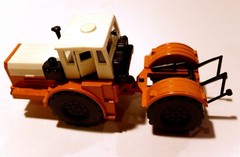 Model 1/43 Kirovets K700 Tractor in original box.