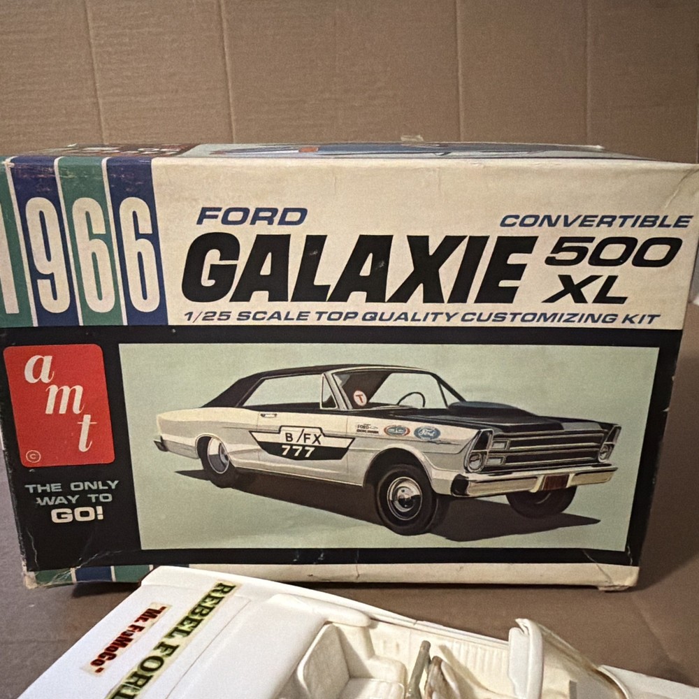 AMT 1/25 1966 FORD GALAXIE 500 CONVERTIBLE Old School Build Custom Built