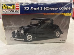 Revell ’32 Ford 3 Window Coupe Kit #85-7605 Classic Street Rod **FACTORY SEALED