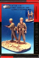 Hobby Fan 1/35 HF-538 First Cavalry 1965 LZ-RAY (Vietnam War) – 2 Figures w/Base