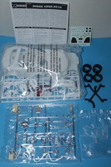 DODGE VIPER RT/10 1:25scale model kit MONOGRAM Dream Rides #85-4010 sealed parts