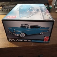 AMT – 1/25 Scale – 1957 Chevy Bel Air H.T. – Used