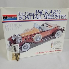 Monogram The Classic Packard Boattail Speedster 1/24 Scale 1930 Sports Roadster