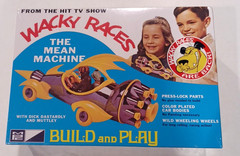 Wacky Races Mean Machine MPC Snap Kit Model 1:25 Figures Dick Dastardly Muttley