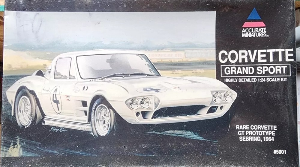 Accurate Miniatures Corvette Grand Sport 1:24 Plastic Model #5001 [NIB]