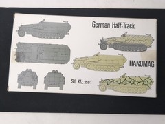 ESCI Armor- HANOMAG Sd. Kfz 251/1 GERMAN HALF-TRACK 1:72 Scale Model Kit