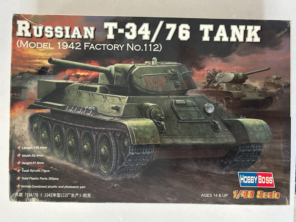 Hobby Boss 1/48 Scale Russian T-34 / 76 Tank Model Kit #84806
