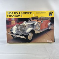 Testors / Italeri 1/24 Scale 1934 Rolls-Royce Phantom II – New Open Box KIT!