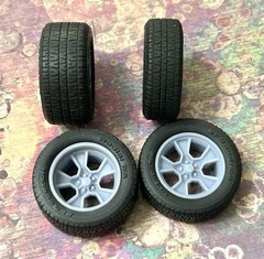 1/24 Scale: 17-inch “1980’s Camaro” model car wheels W/ Wide Rear Tires . Resin