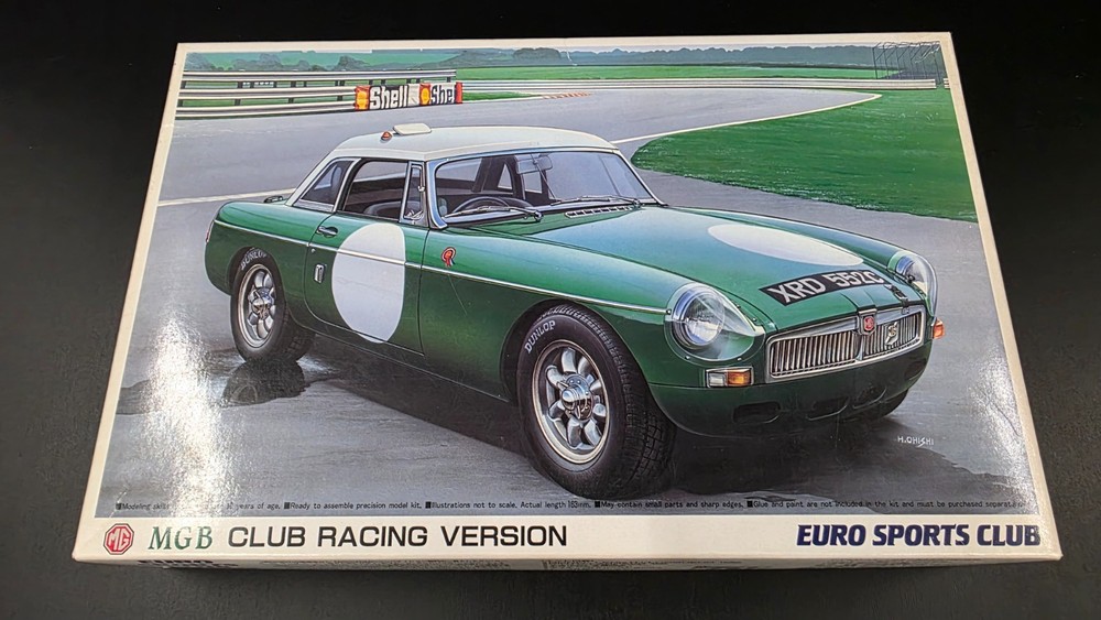 AOSHIMA MG MGB CLUB RACING VERSION 1/24 SEALED INSIDE COMPLETE T9