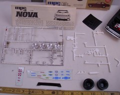 MPC 1977 CHEVY NOVA 3 IN 1 MODEL KIT 1:25 1-7707