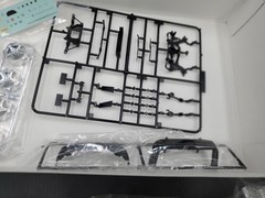 🔥🔥Aoshima Bunka Kyozai – 2003 Nissan President F50 GT 1/24 kit 036587🔥🔥😎