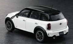 Hasegawa #24121 1/24 BMW Mini Cooper Countryman
