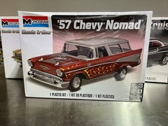 Monogram 1/24 scale 1957 Chevy Nomad Custom Cruiser model car kit