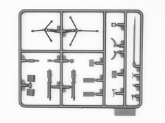 ICM 35670 – Model T RNAS Armoured Car with WWI British Tank Crew – Model Kit