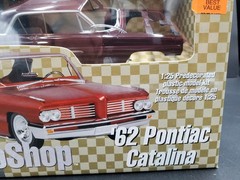 AMT #31279 1962 Pontiac Catalina – Pro Shop Series 1/25 Scale Plastic Model Kit
