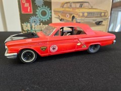 AMT 5164 1964 Ford Fairlane Hardtop Vintage Car Model KIT 1/25 DRAG STRIP RACING
