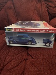 Revell 1937 Ford Convertible with Trailer 1:24 Scale Model Kit – Factory Sealed