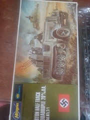 Hasegawa 8Ton Half Track Quadruple 20MM A A. Sd Kfz 7/1 1/72 scale