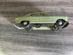 1949 Ford Shoebox Fordor 1/25 th Promo WINDUP Model Vintage Some Warpage GREEN