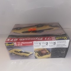 Revell 7608 1/24 Scale ’71 Plymouth GTX Plastic Model Kit Factory Sealed kit