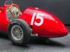 Gpreplicas 1:18 Ferrari 500 F2 Formula Racing Car Model 1952 British Grand Prix