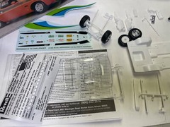 Revell 852596 Revell 1/24 D0DGE Challenger 2 n 1