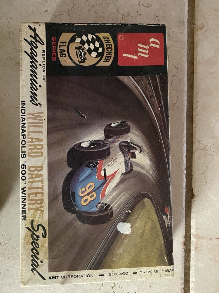Rare 1960s AMT Checker Flag Agajanian’s Willard Battery Special Indy 500 Winner