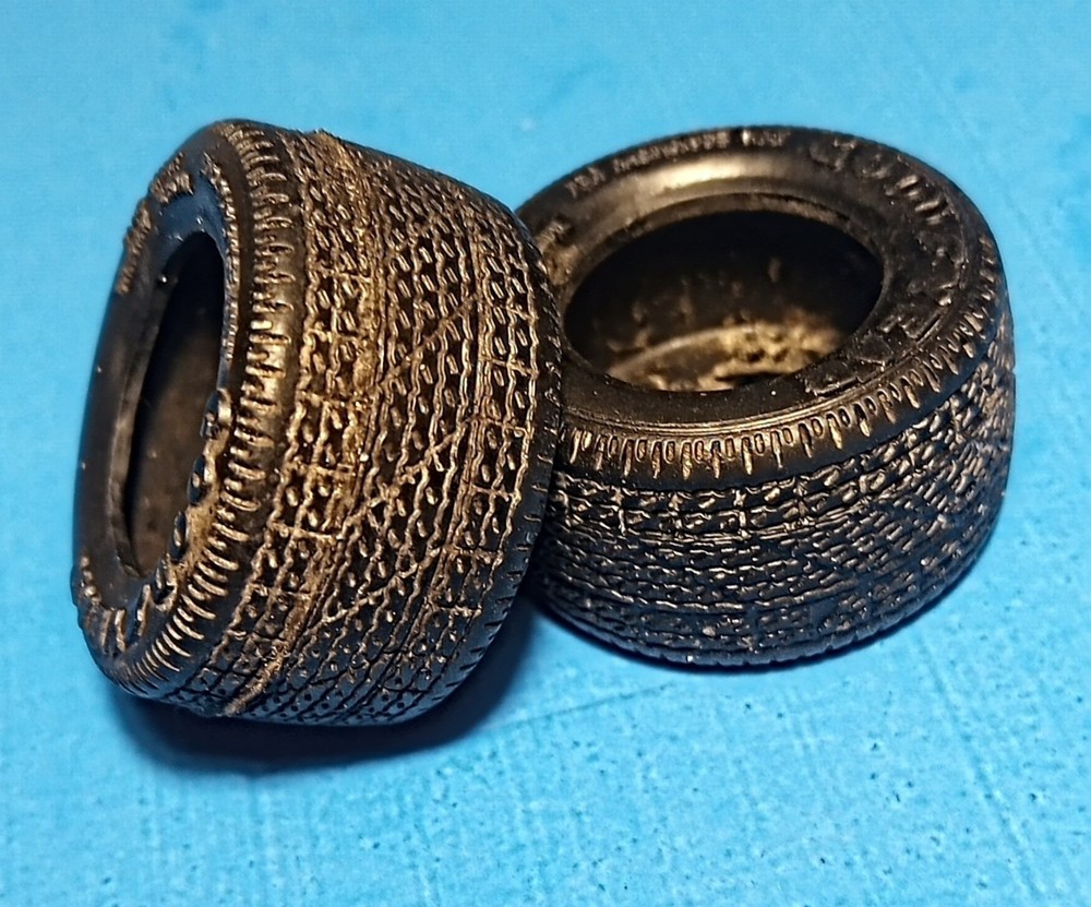 WIDE GOODYEAR BLUE STREAK TIRES from 66 FORD MUSTANG – MODEL CAR KIT PARTS LOT