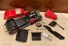 Vintage 1930’s Roadster Ready Built 1:25 Scale Plastic Car Model-Junkyard, Parts