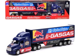 New Ray 11053 Peterbilt 387 Truck Dark Blue “Red Bull” 1/32