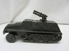ROCO MINITANKS DBGM #131 German WWII SWS Half Track Nebelwerfer Rocket Carrier 2