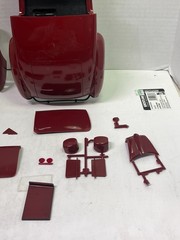 1/12 AMT 370700 1937 CORD SUPERCHARGE 812 CONVERTIBLE MAROON PARTIALLY BUILT KIT