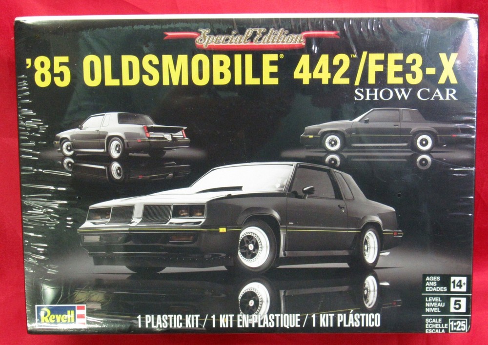 ’85 Oldsmobile 442/FE3-X Show Car – 1/25 Scale Model Kit – Revell