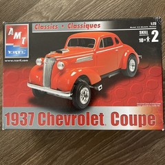 AMT ERTL 1937 Chevrolet Coupe Classics 1/25 scale. Open box/Sealed Parts