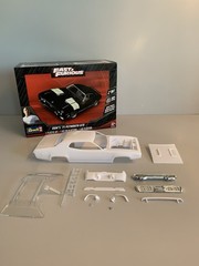 Revell 1/24 Dom’s ’71 plymouth GTX Body And Parts/Junkyard/Diorama