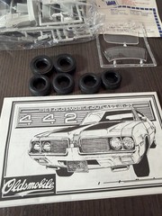 MPC ’69 OLDS W-30 4-4-2 1:25 Scale Kit #6228 Customizing 2 In 1 Parts Sealed