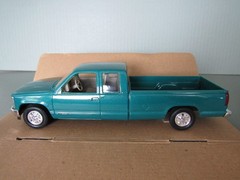 1993 CHEVROLET C-1500 PICKUP AMT 1/25 Scale DEALER Plastic Promo In Box READ!