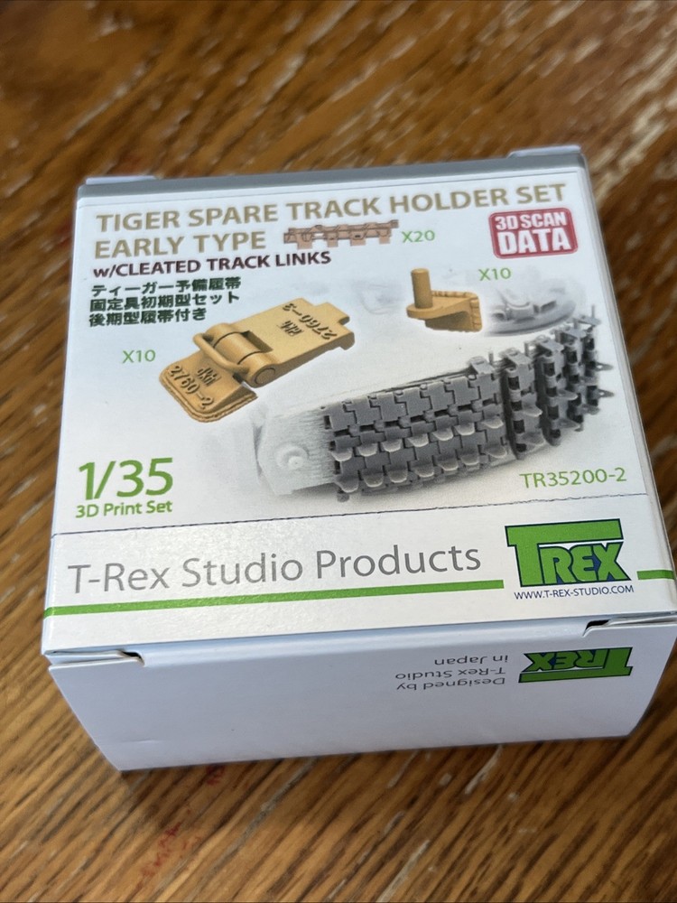 1/35 T-Rex #35200-2 Tiger Spare Track Holder Set Early Type Cleated